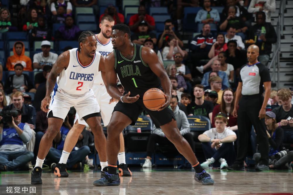 足球比赛瞬 足球比赛瞬