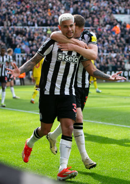 而苦苦挣扎 而苦苦挣扎